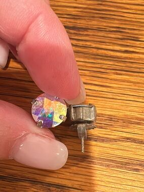 Sabika Crystal Stud Earrings